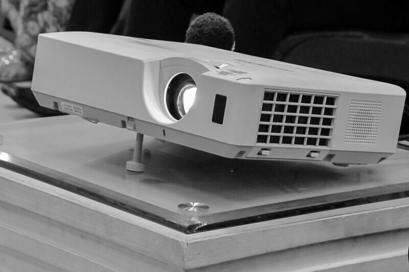 Compatibility Problems with Older Projectors