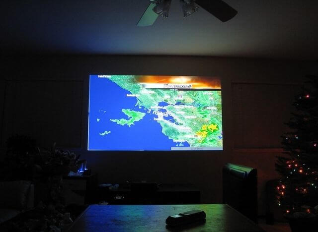 The Easiest Way to Freeze Your Projector Screen